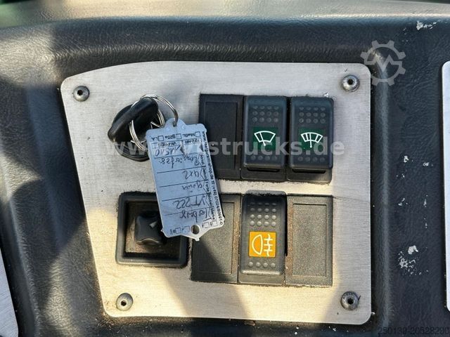 Swap body truck Terberg YT 222 Rangierfahrzeug BDF Sattelplatte