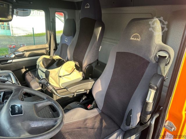 Garbage truck MAN TGS 33.360 BB 6x4 / Haller X2c / Schüttung