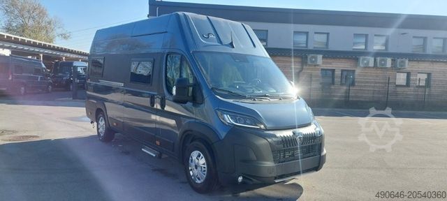 Campervan MEGAMOBIL Mega Lounge 640 Winter Paket, Luftfederung, Cles