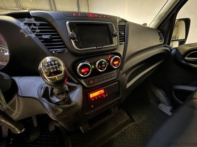 Furgon z wysokim dachem IVECO Daily 50C18 Kastenwagen *Navi*Ahk**