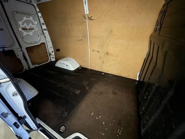 Furgon z wysokim dachem IVECO Daily 50C18 Kastenwagen *Navi*Ahk**