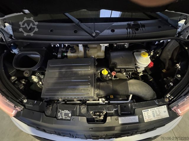 Furgon z wysokim dachem IVECO Daily 50C18 Kastenwagen *Navi*Ahk**