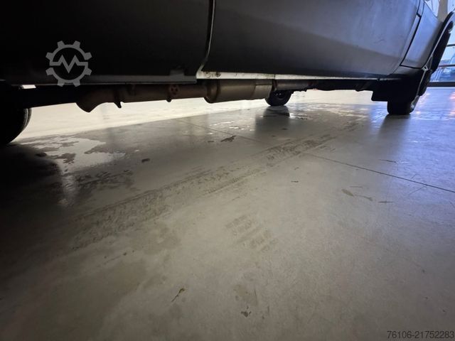 Furgon z wysokim dachem IVECO Daily 50C18 Kastenwagen *Navi*Ahk**