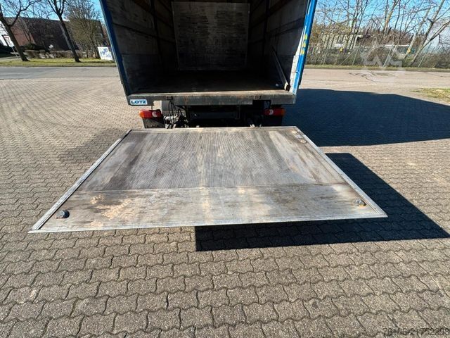 Camion plateau avec bâche DAF LF 12.230 Pritsche Plane +Ladebordwand
