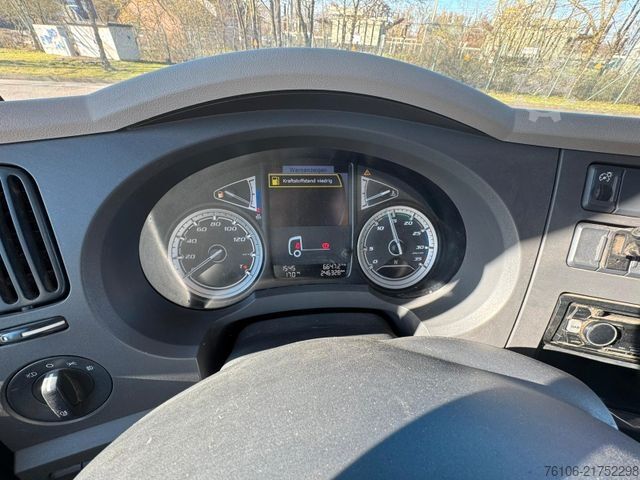 Camion plateau avec bâche DAF LF 12.230 Pritsche Plane +Ladebordwand