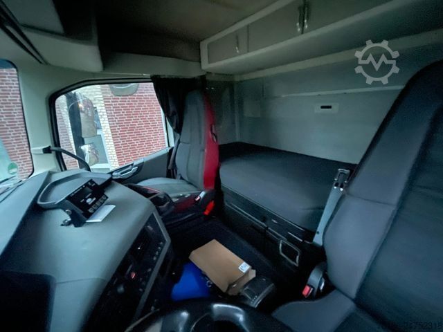 Kühlkoffer-LKW VOLVO FH 460 Tiefkühlkoffer*2 Stück *