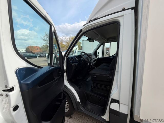 Izotermiczny van chłodnia IVECO Daily 35S14 Hi Matic Tiefkühlkoffer MOTORSCHADE
