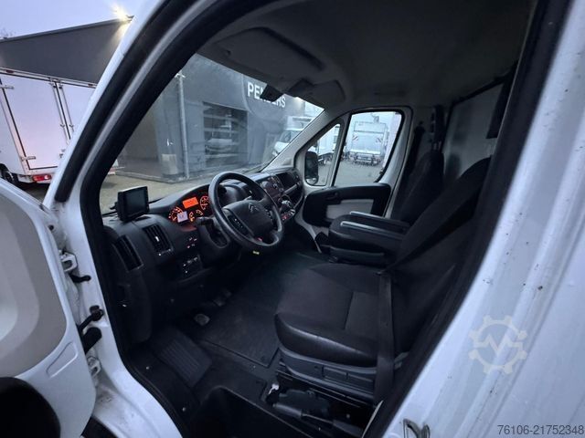 Transporter mit Koffer CITROEN Jumper Tiefrahmen Koffer *L 4,20 Meter*