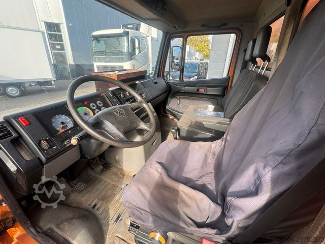 Kutu kamyonu MERCEDES-BENZ 816 D VARIO Koffer *Ahk*