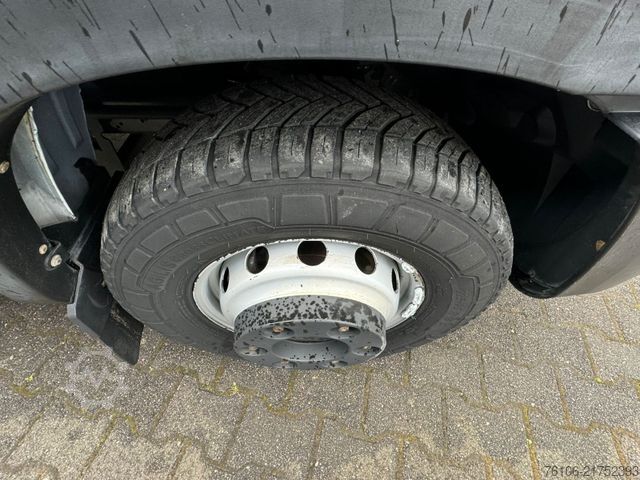 Furgão fechado IVECO Daily 70C15 Koffer *Klima*Ahk*