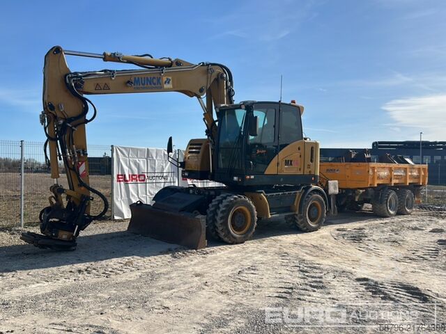 Escavatore gommato Hydrema Mx16