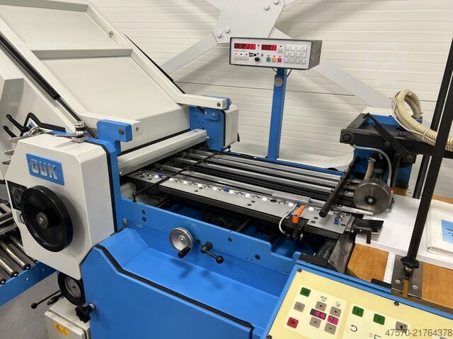 Máquina de dobrar GUK FA 49/4 Folding Machine + GUK FA 49/4 Cross Folding Module