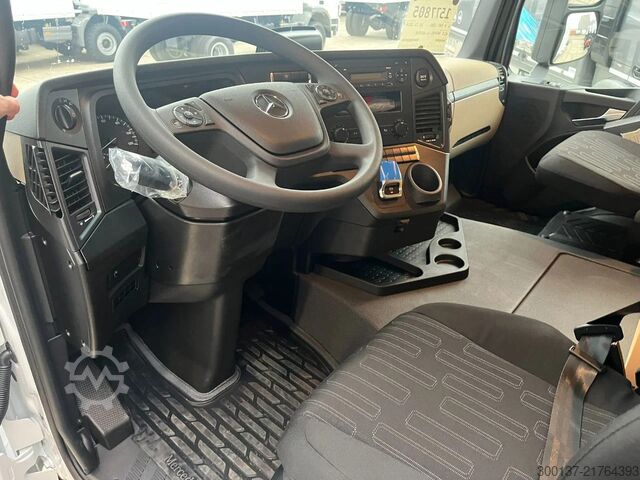 MTS standard Mercedes-Benz Actros 2045 S 4x2 Tractor Head