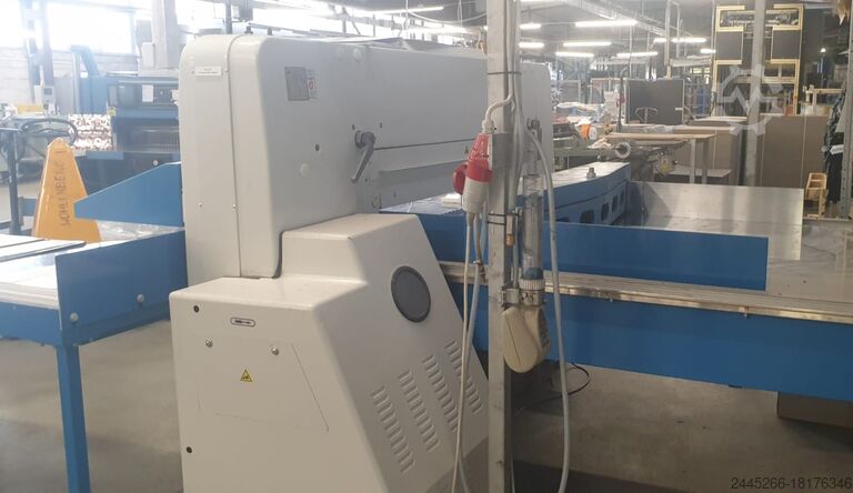 Macchina per il taglio della carta Eurocutter 1370 Display SP2