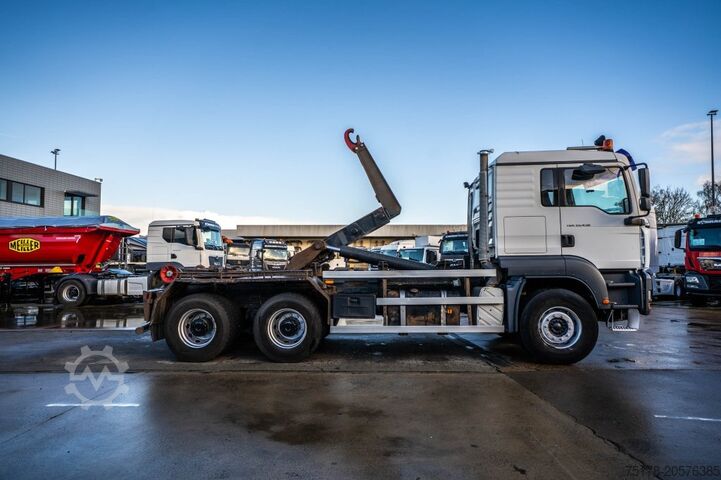 Sistem de braț cu cârlige MAN TGA 33.430 BB