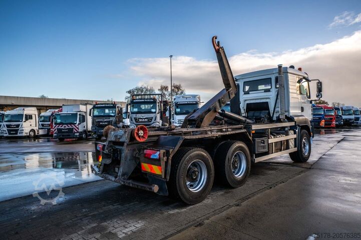 Sistem de braț cu cârlige MAN TGA 33.430 BB