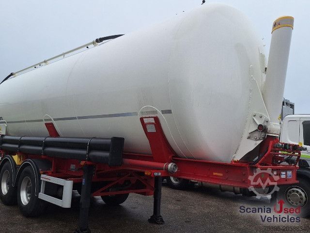 Tankoplegger Kässbohrer Lebensmitteltank Kippbar SSK 40XS Neuwertig !!