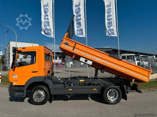 Driezijdige kipper MERCEDES-BENZ 1224 Meiller Kipper/2 x AHK/NL 5,7 to/Nur 11 tkm
