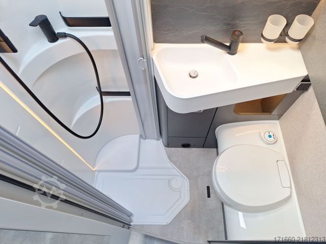 Półzintegrowany kamper HYMER/ERIBA ML-T 580 LEDER, AUTARKIE XL, WLANTV, XXL-BETT