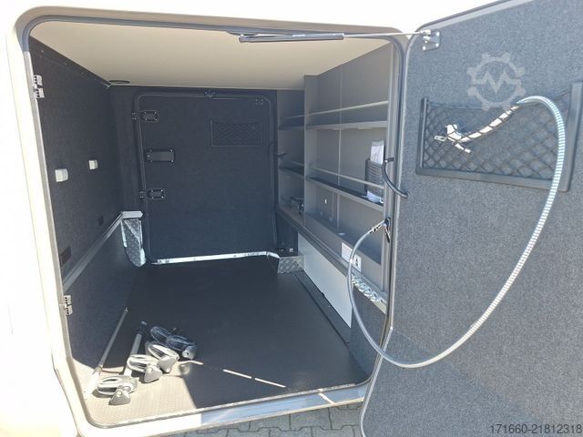 Półzintegrowany kamper HYMER/ERIBA B-Klasse MC T 680