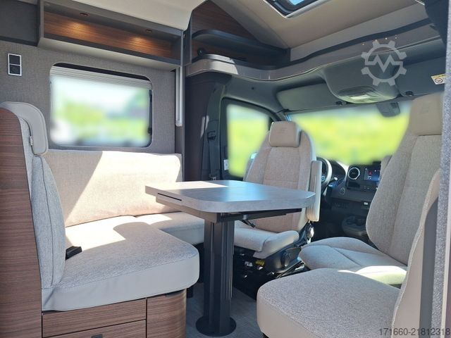 Półzintegrowany kamper HYMER/ERIBA B-Klasse MC T 680