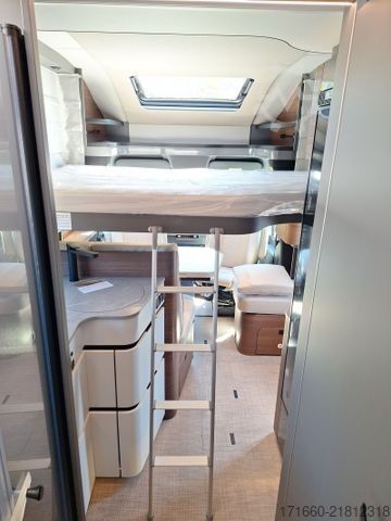 Półzintegrowany kamper HYMER/ERIBA B-Klasse MC T 680