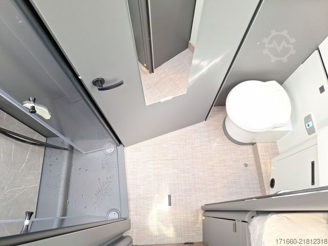 Półzintegrowany kamper HYMER/ERIBA B-Klasse MC T 680