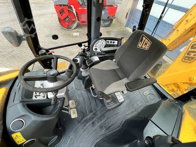 Exkavátor/rakodógép kombináció JCB 3 CX Super