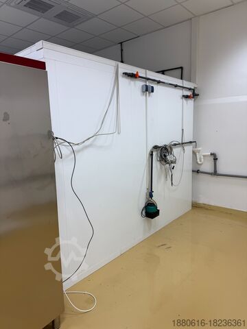 (2x) Klimaatkamer voor stabiliteitstesten ThermoTEC / VIESSMANN WL80