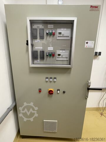 (2x) Klimaatkamer voor stabiliteitstesten ThermoTEC / VIESSMANN WL80