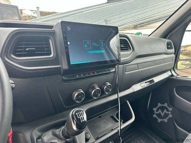 Aangepaste bestelwagen Renault Paragan Büromobil / Verkauf-/ Messefahrzeug