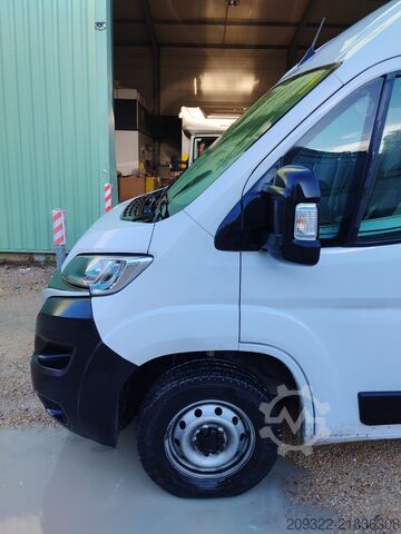 Caravan/camper Fiat Ducato Weinsberg Carabus 600K | 2023 | EURO 6 | Venditore professionale