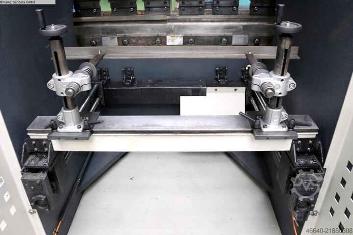 Presse plieuse - hydraulique HACO ERM 160.40