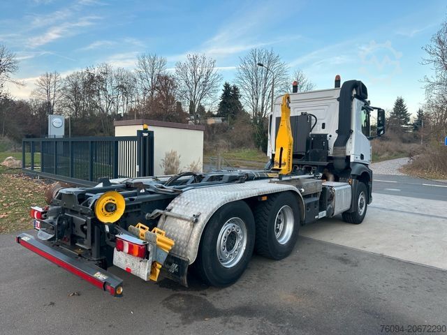 Abrollkipper MERCEDES-BENZ Arocs 2548 6x4-2 Allrad Abrollkipper RS 3,9m