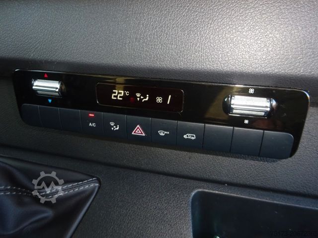 Kastenwagen hoch MERCEDES-BENZ Sprinter III Kasten RWD 317 CDI MBUX Navi SHZ