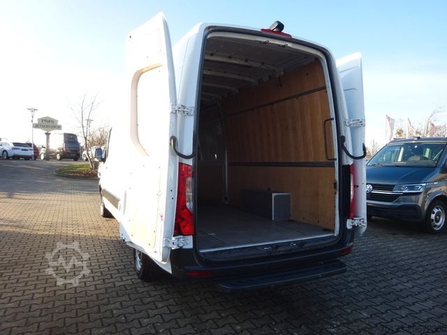 Kastenwagen hoch MERCEDES-BENZ Sprinter III Kasten RWD 317 CDI MBUX Navi SHZ