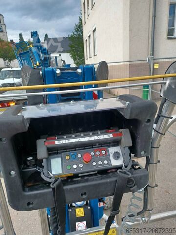 Scherenhebebühne JLG X17J+