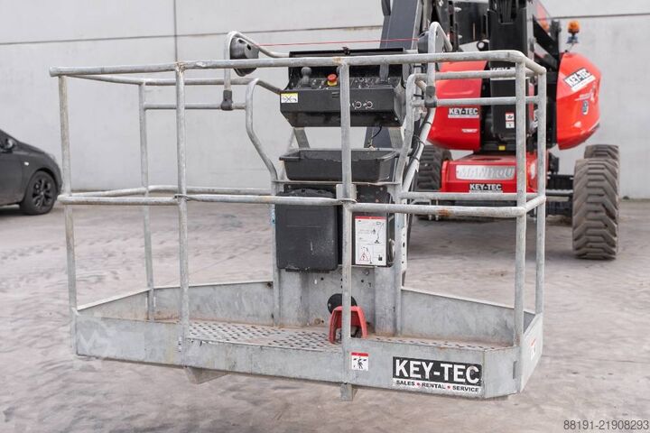 Ledad teleskopisk arbetsplattform Manitou 180 ATJ RC