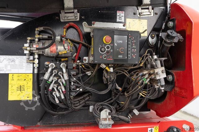 Ledad teleskopisk arbetsplattform Manitou 180 ATJ RC