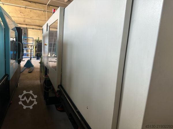 Máquina de moldeo por inyección Sumitomo Demag IntElekt 50/370-200