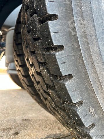 Standard tractor unit FORD F-Max Sattelzugmaschine