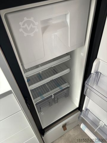 Campervan HYMER/ERIBA Grand Canyon Fiat 180PS, AHK, Navi, Automatik