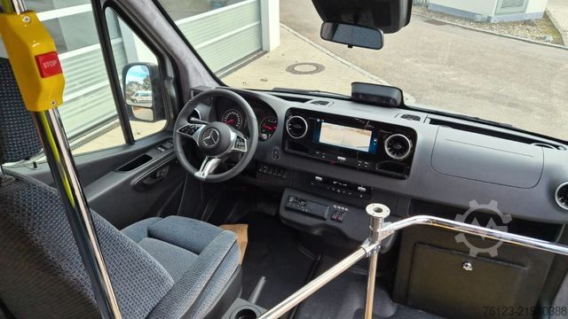 Miniautocarro MERCEDES-BENZ Sprinter 517 Heckniederflur Vorlauffahrzeug