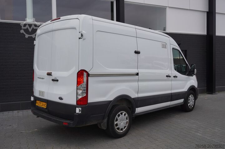 Delivery van Ford Transit 2.0 TDCI 130PK L2H2 EURO 6 - A/C Climat...