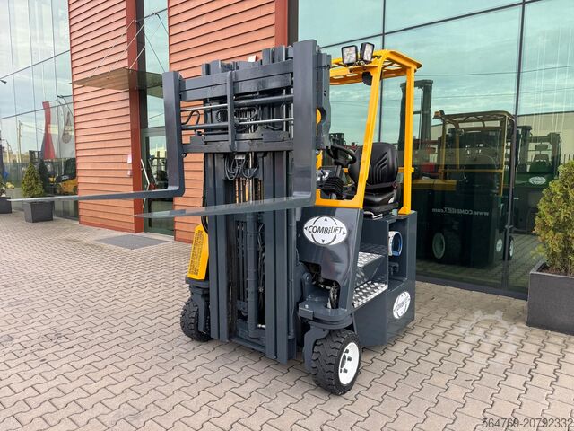 4-way forklift Combilift CB3000// LPG // 2017 year /Toyota engine