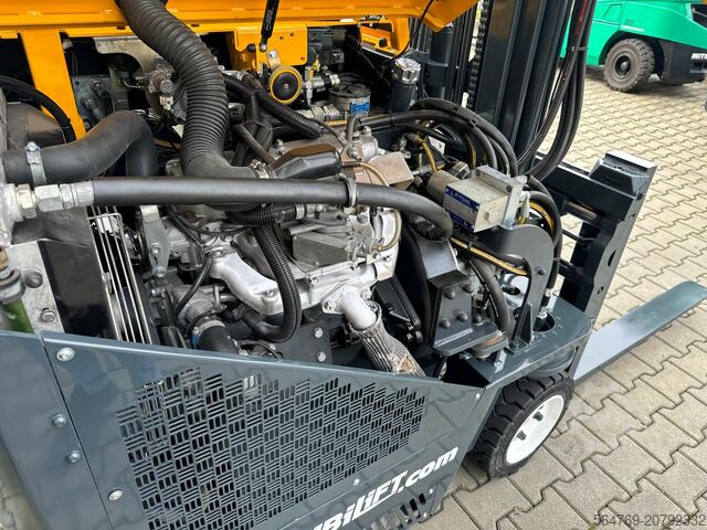 4-way forklift Combilift CB3000// LPG // 2017 year /Toyota engine
