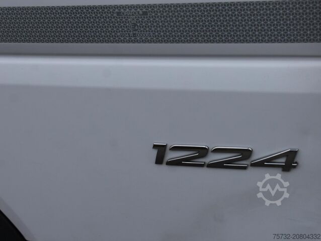 Dobozos teherautó Mercedes-Benz Atego 1221 E6 Koffer Klima LDW Schalter LBW