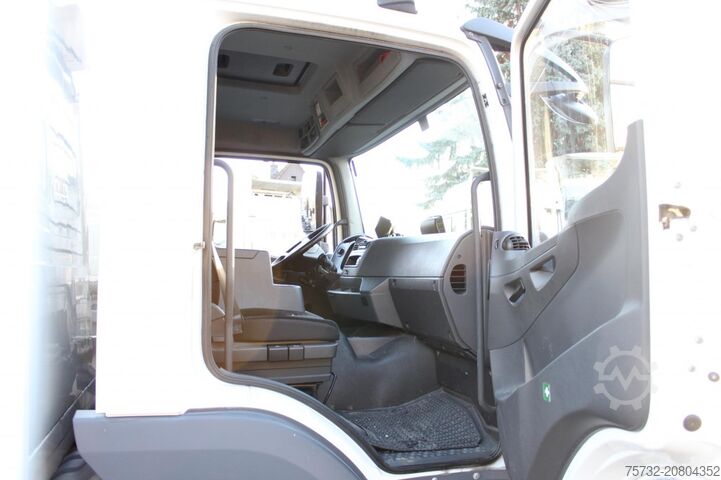 Dobozos teherautó Mercedes-Benz Atego 1224 E6 Klima Laderbordwand AHK