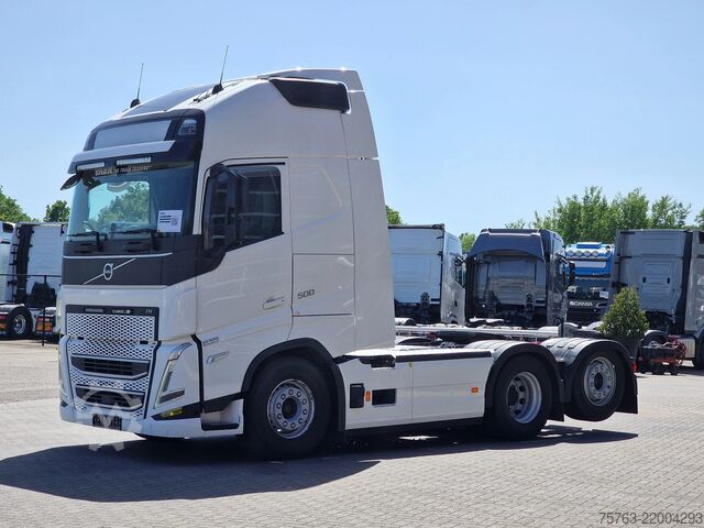 Padrão-SZM Volvo FH 13.500 Globetrotter XL 6x2 - Retarder - Full...