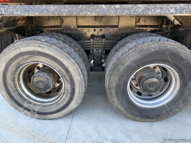 Damperli kamyon Mercedes-Benz Actros 4148K V8 Kipper 8x4 Euro3 40Ton